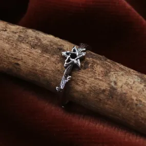   Willow Magick Pentagram Thorn Branch Ring